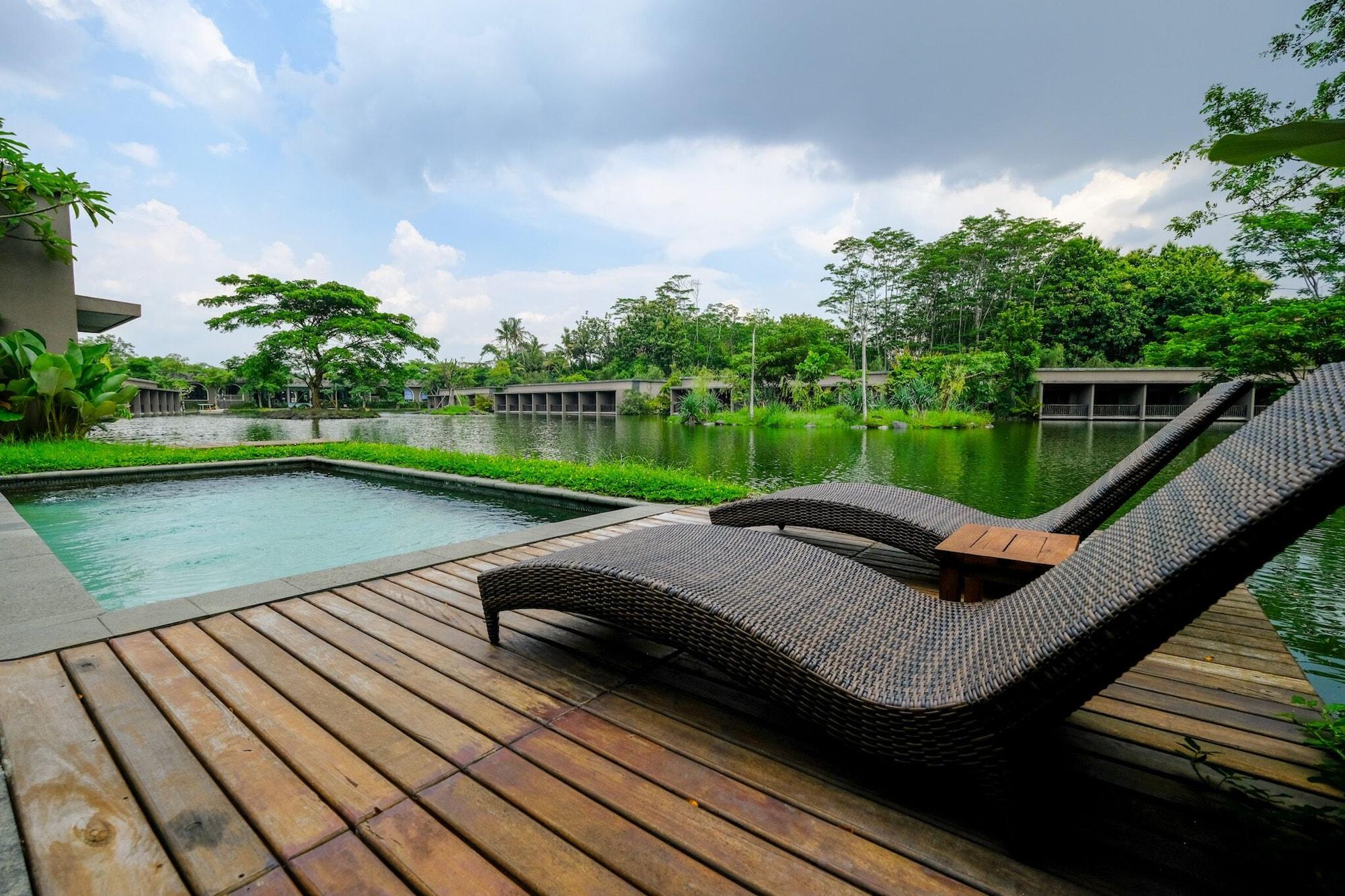 The Westlake Hotel&resort Yogyakarta