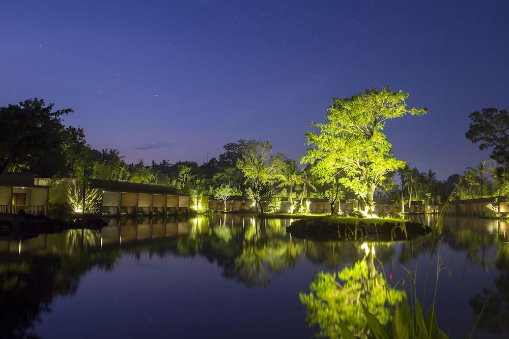 The Westlake Hotel&resort Yogyakarta 4*
